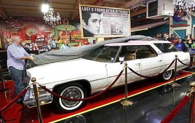 37 Tahun 'Hilang', Cadillac Eks Elvis Presley Ditemukan  