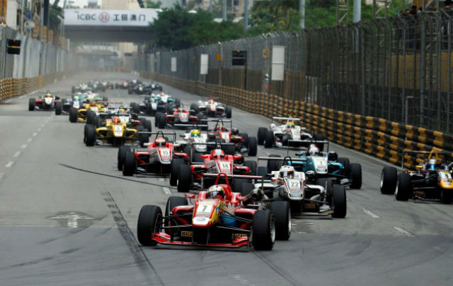 “Chaos” di Macau Grand Prix  