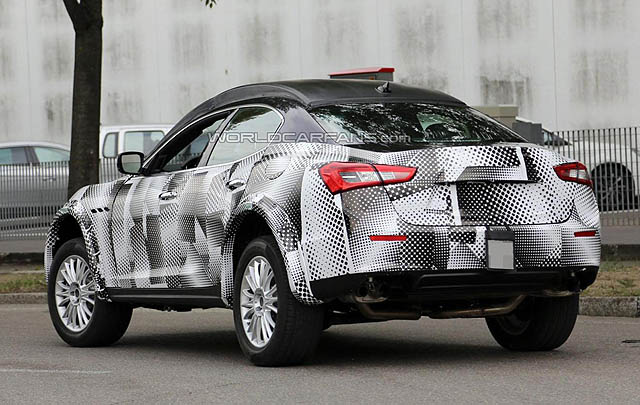 Maserati Levante Versi Produksi, Bakal Debut di Detroit 2016?  