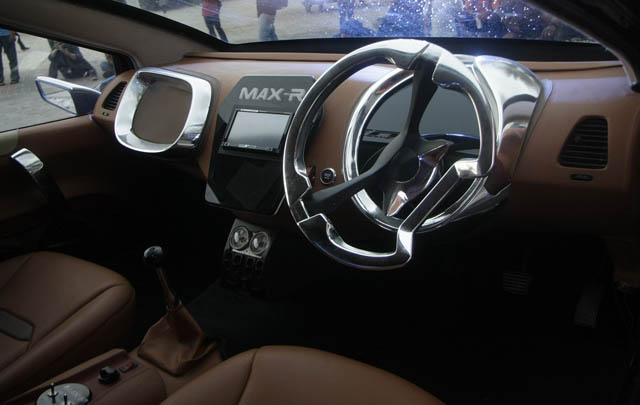 MAX-R, Mobil Terpanjang di Indonesia  