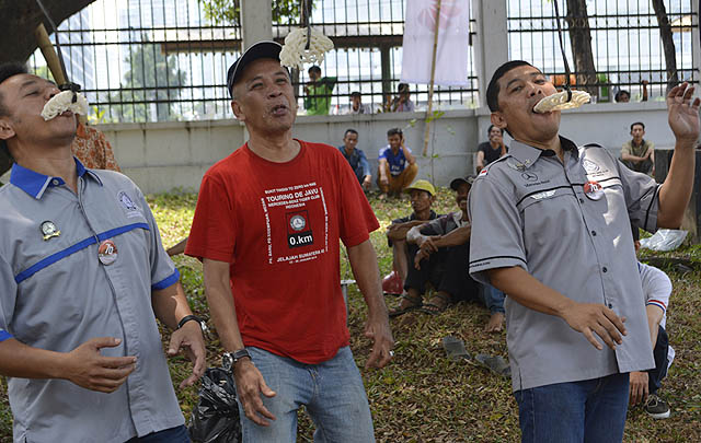 HUT RI ke-70, MB Club INA Gelar Upacara Bendera