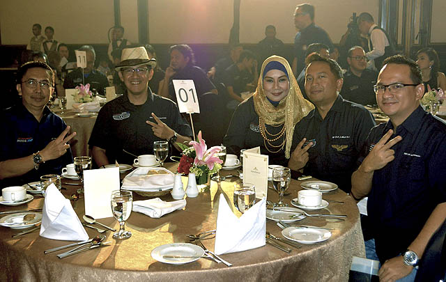 Rayakan HUT ke-2, MB W204.02 Bandung Luncurkan Website