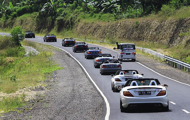 “MBSL East Java Cabrio Getaway”:  Bajulmati-Bromo  