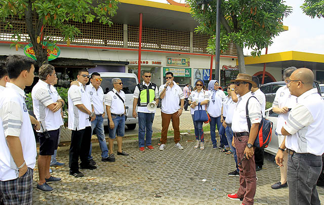 20 Mercedes-Benz SL Ikuti Turing 'MBSL CI Goes to Anyer'  