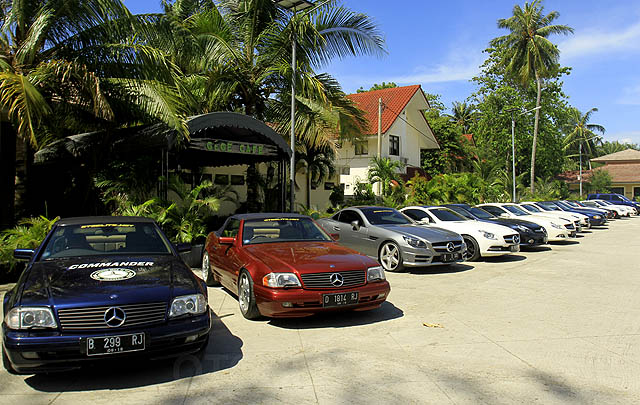 20 Mercedes-Benz SL Ikuti Turing 'MBSL CI Goes to Anyer'  