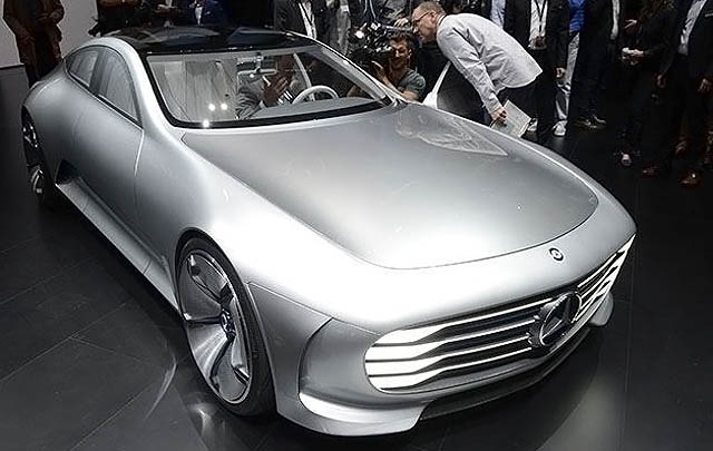 Saingi Tesla, Mercedes-Benz Siapkan 4 Mobil Listrik Terbaru  