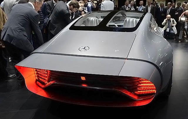 Saingi Tesla, Mercedes-Benz Siapkan 4 Mobil Listrik Terbaru  