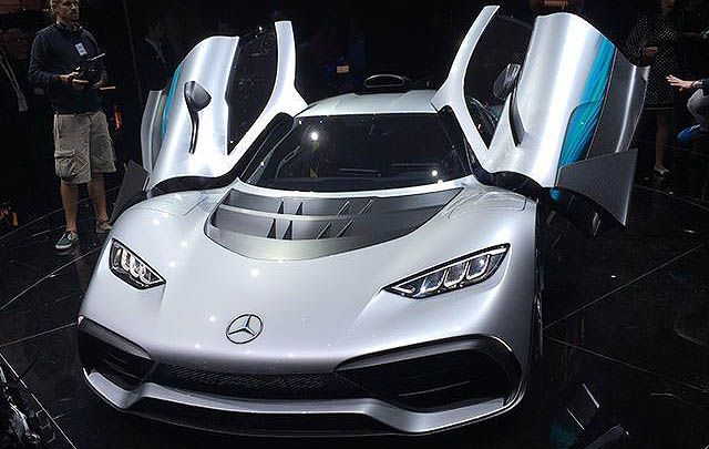 Mercedes AMG Project One Tampil Memukau di Frankfurt 2017  