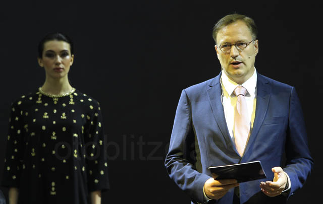 Mercedes-Benz Hadirkan 7 Produk Unggulan di GIIAS 2016  