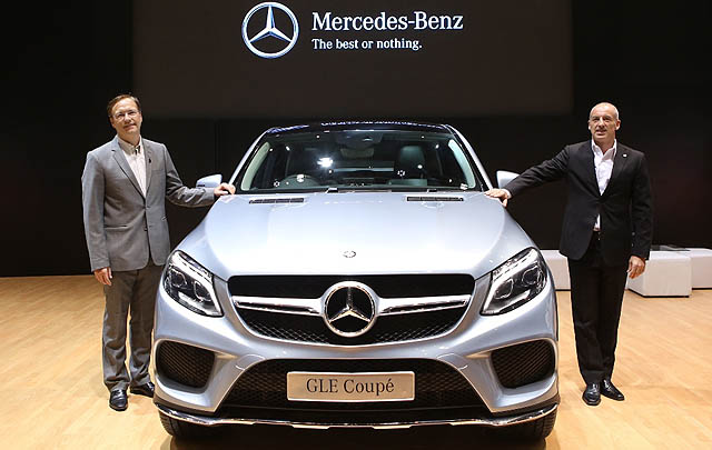 Mercedes-Benz Tampilkan SUV Premium Terbaru di JAS 2015