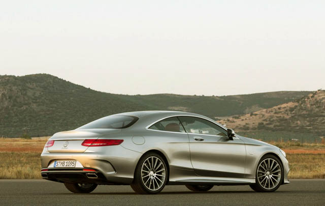 Mercedes-Benz S-Class Coupe Terbaru Segera Debut di Geneva  