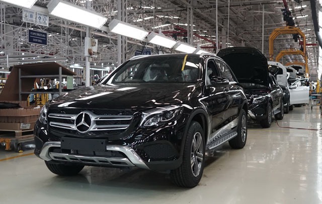 Komunitas Mercedes-Benz Indonesia Tengok Perakitan Mobilnya di Wanaherang  