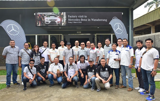 Komunitas Mercedes-Benz Indonesia Tengok Perakitan Mobilnya di Wanaherang  