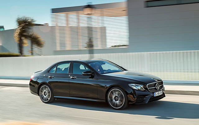 Mercedes-Benz Siap Hadirkan Barisan Kendaraan Bintang di GIIAS 2017  