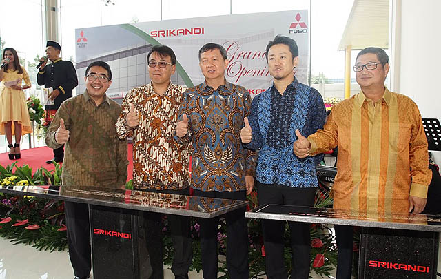 Mitsubishi Perkuat Jaringan Penjualan Kendaraan Niaga Ringan di Tangerang  