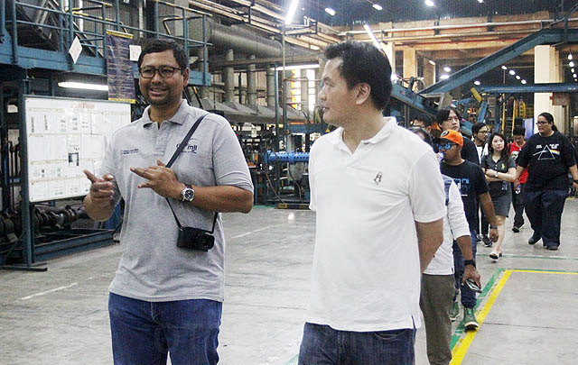 Semarak Halal-Bihalal: MJI Kunjungi Pabrik Ban Achilles