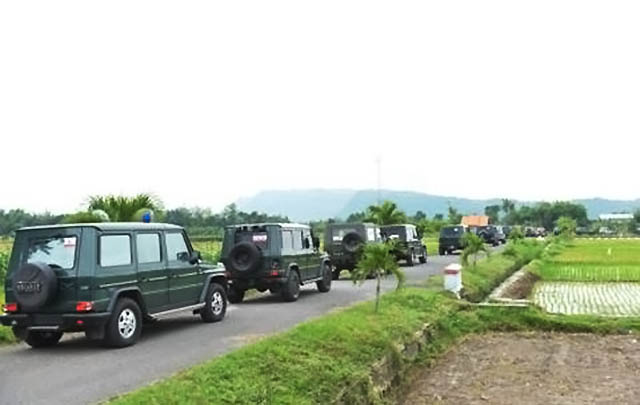 Mercedes Jip Indonesia Gelar 'Java-Bali Overland Touring'  