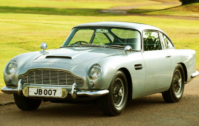Dijual: Koleksi Mobil James Bond! 