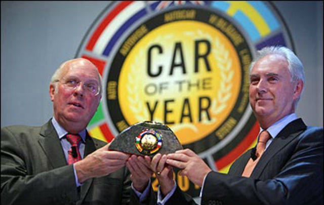 33 Mobil Siap Bertarung Sebagai "Car of the Year 2015"  