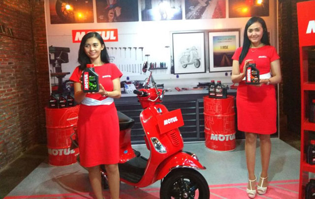 3 Pelumas Motul Diluncurkan untuk Pasar Indonesia, Ini Harganya!  