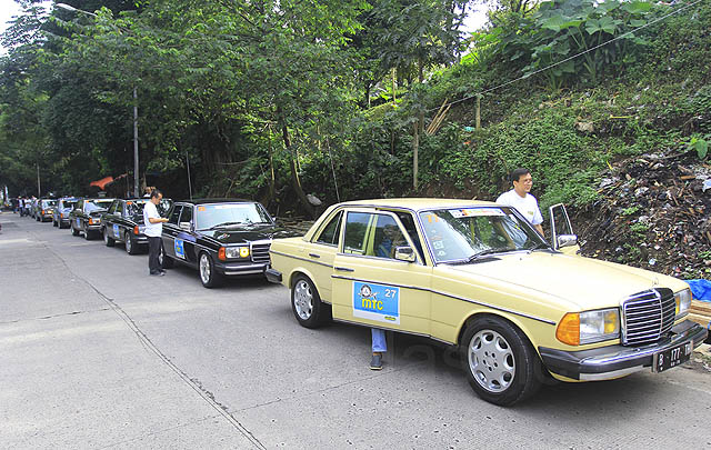 30 Mercedes W123 Ikuti 'MTC de Exotic Touring 2016'  