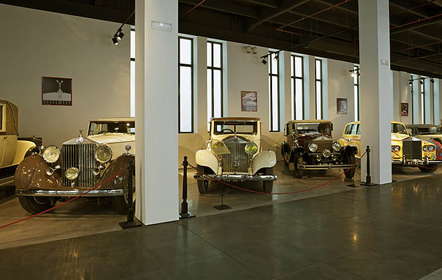 Automobile Museum of Malaga, Eksotisme Mobil Klasik di Spanyol  