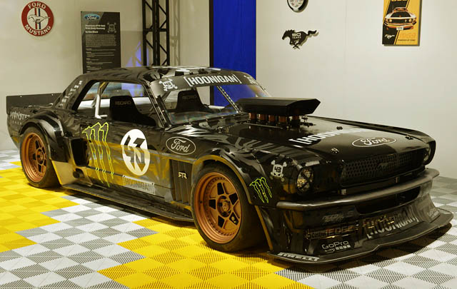 Ken Block Rilis Mustang 'Hoonicorn' di SEMA Show 2014  