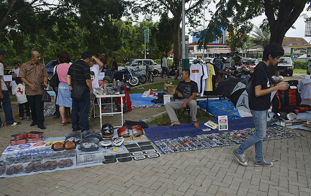 200 Mobil & Motor Klasik Ramaikan Acara 'NgumBar' di Bintaro