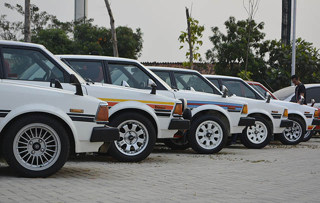 Komunitas Otomotif Jakarta–Banten-Jabar 'Ngum-Bar' di Bintaro