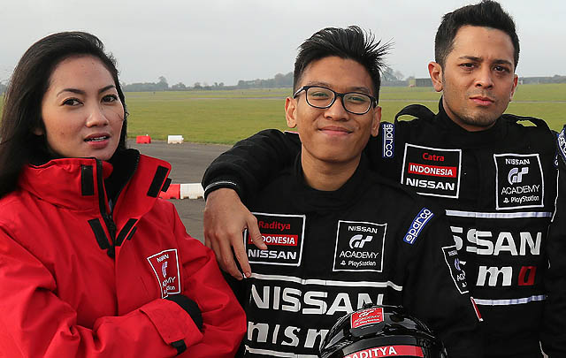Dua Finalis Nissan GT Academy Indonesia Siap Bersaing Jadi yang Terbaik  