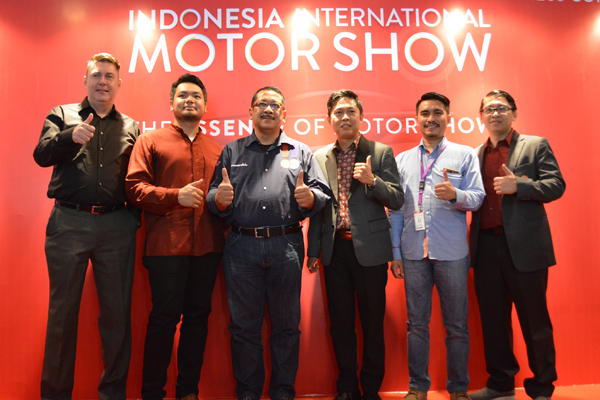 The 8th Otoblitz Indonesia Classic Car Show Hadir di IIMS 2015  