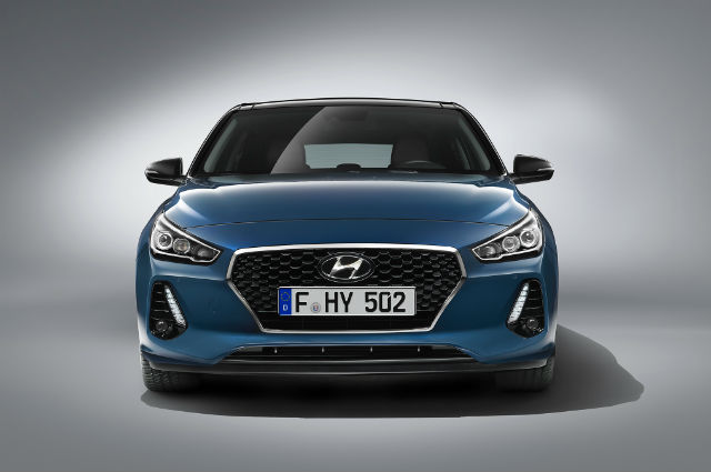 Penampakan Hyundai i30 Generasi Ketiga  