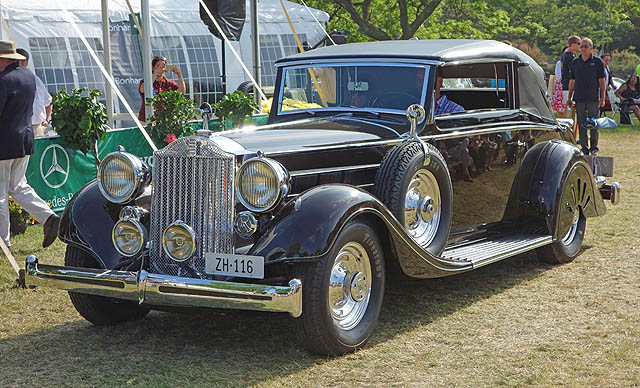 Packard & Cisitalia Raih 'Best of Show' di Greenwich Concours  