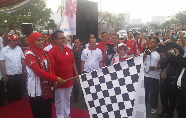 Parade Kebangsaan Indonesia 2014, Libatkan Komunitas Mobil  