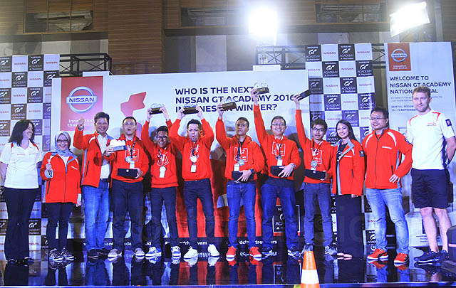 Inilah 6 Pemenang Nissan GT Academy 2016 Indonesia  