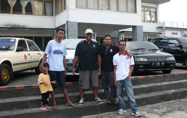 Peugeot 406 Community Gelar Gathering Lintas Komunitas  