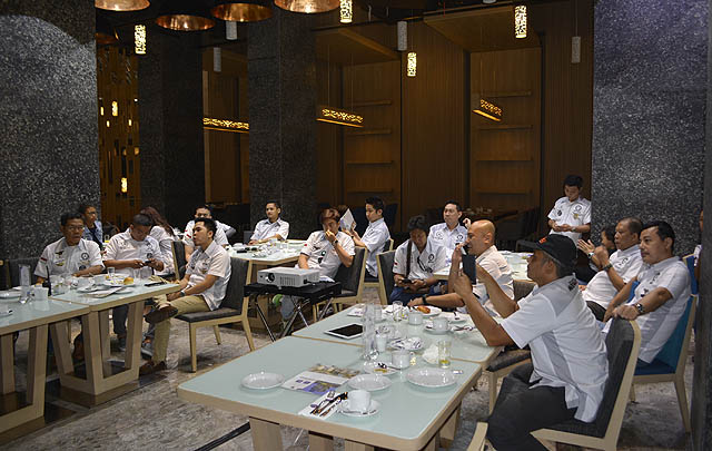 Gelar Kompetisi 'Photo Hunting', MB W204 CI Gaet Member Baru