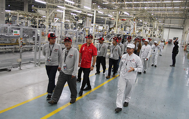 MMKSI Ajak Jurnalis & Komunitas ke Pabrik Mitsubishi di Indonesia  