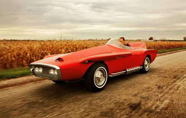 Konsep Retro Unik: Plymouth XNR Concept 1960  