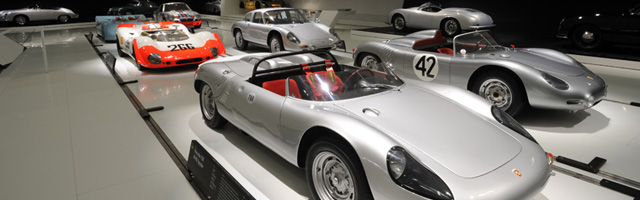 Porsche Museum : Rekreasi Mobil Sport di Stuttgart  