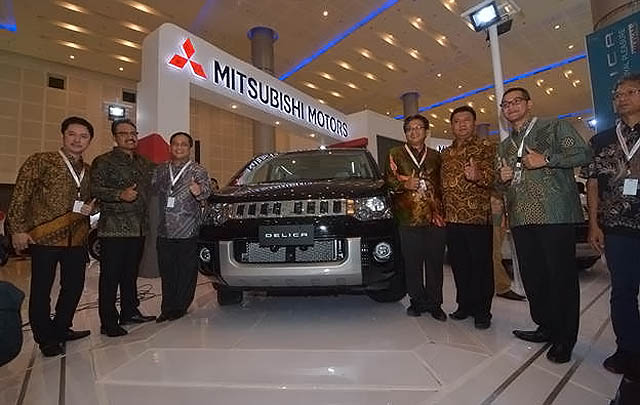 Pameran Otomotif Surabaya 2015 Resmi Dibuka