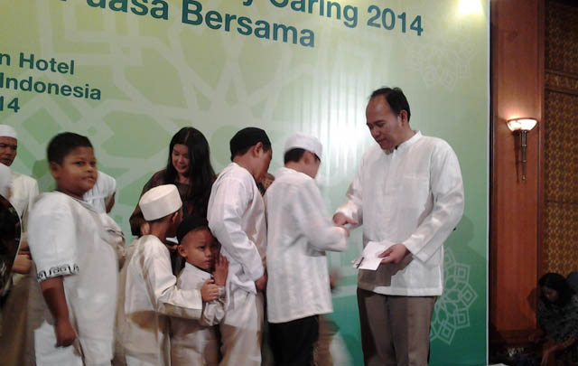 Berbagi Keceriaan, Proton Sumbang Dana ke Yayasan Yatim