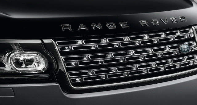 Range Rover SV Autobiography: Paling Kuat, Paling Mewah, Paling Mahal  