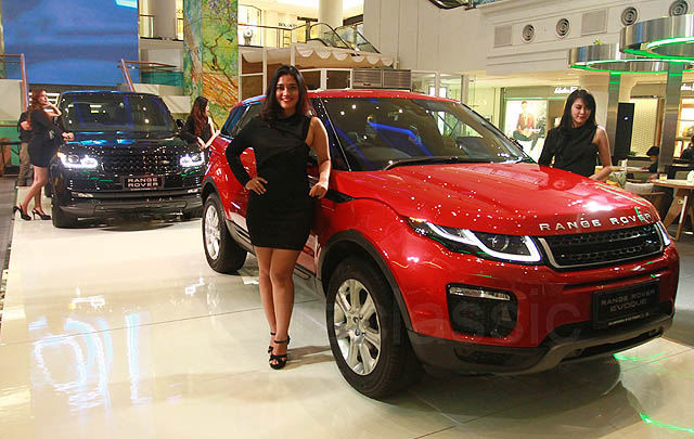 Dua Range Rover Terbaru Resmi Meluncur di Indonesia  