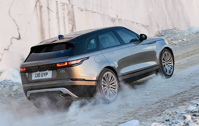 Tingkatkan Performa, Range Rover Velar Hadirkan Mesin Turbo Baru  