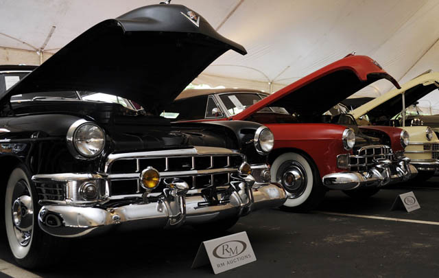 Ratusan Mobil Klasik Siap Dilelang RM Auctions Motor City 