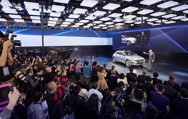Waduh, SPG dan Anak-anak Tak Diperbolehkan di Shanghai Auto Show  