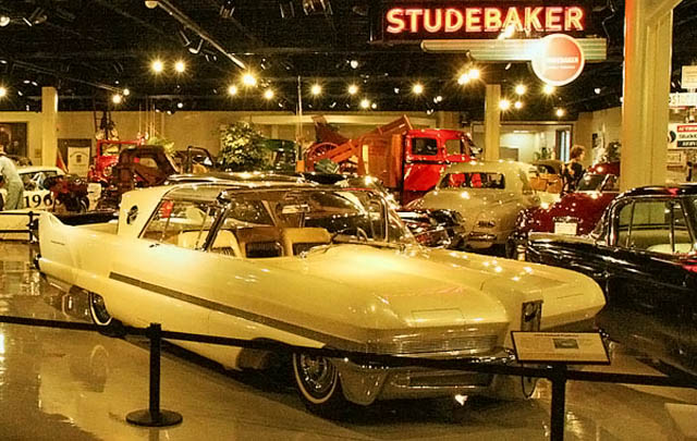 Studebaker Museum, Tampilkan Beragam Studebaker Langka  