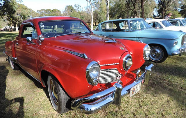 Studebaker Klasik Padati 'American Independents Day' di Sidney