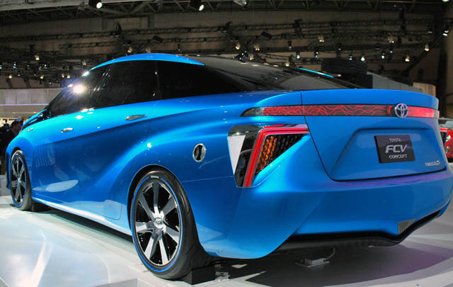 TAM Siap Hadirkan Toyota FCV Concept di IIMS 2014  